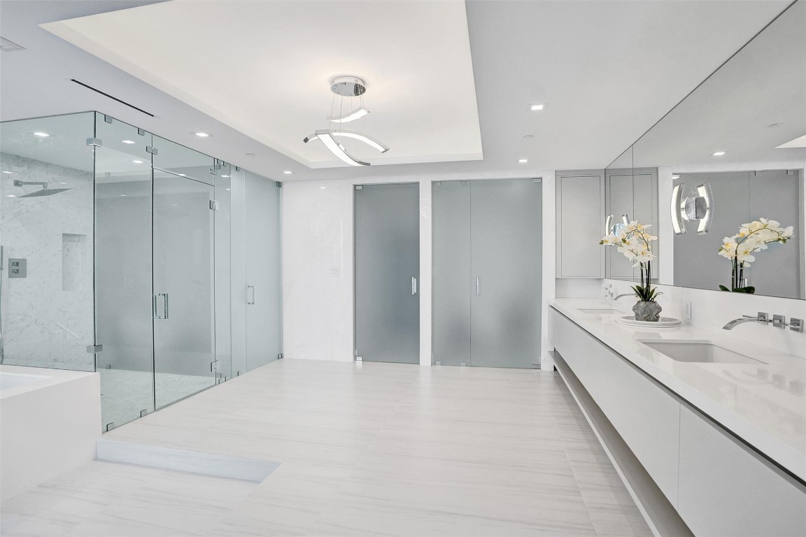 Paramount Residences - Residential