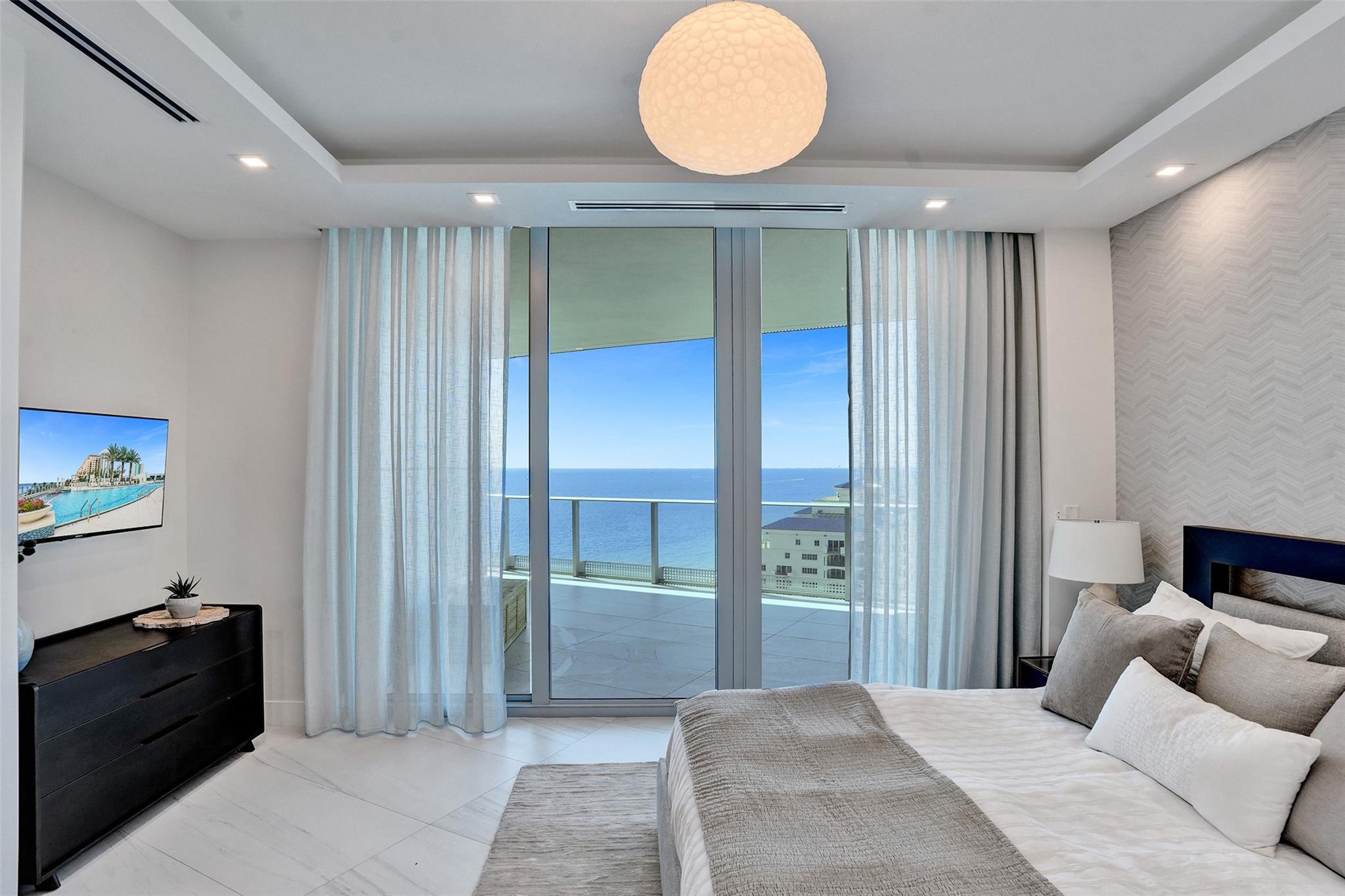 Paramount Residences - Residential