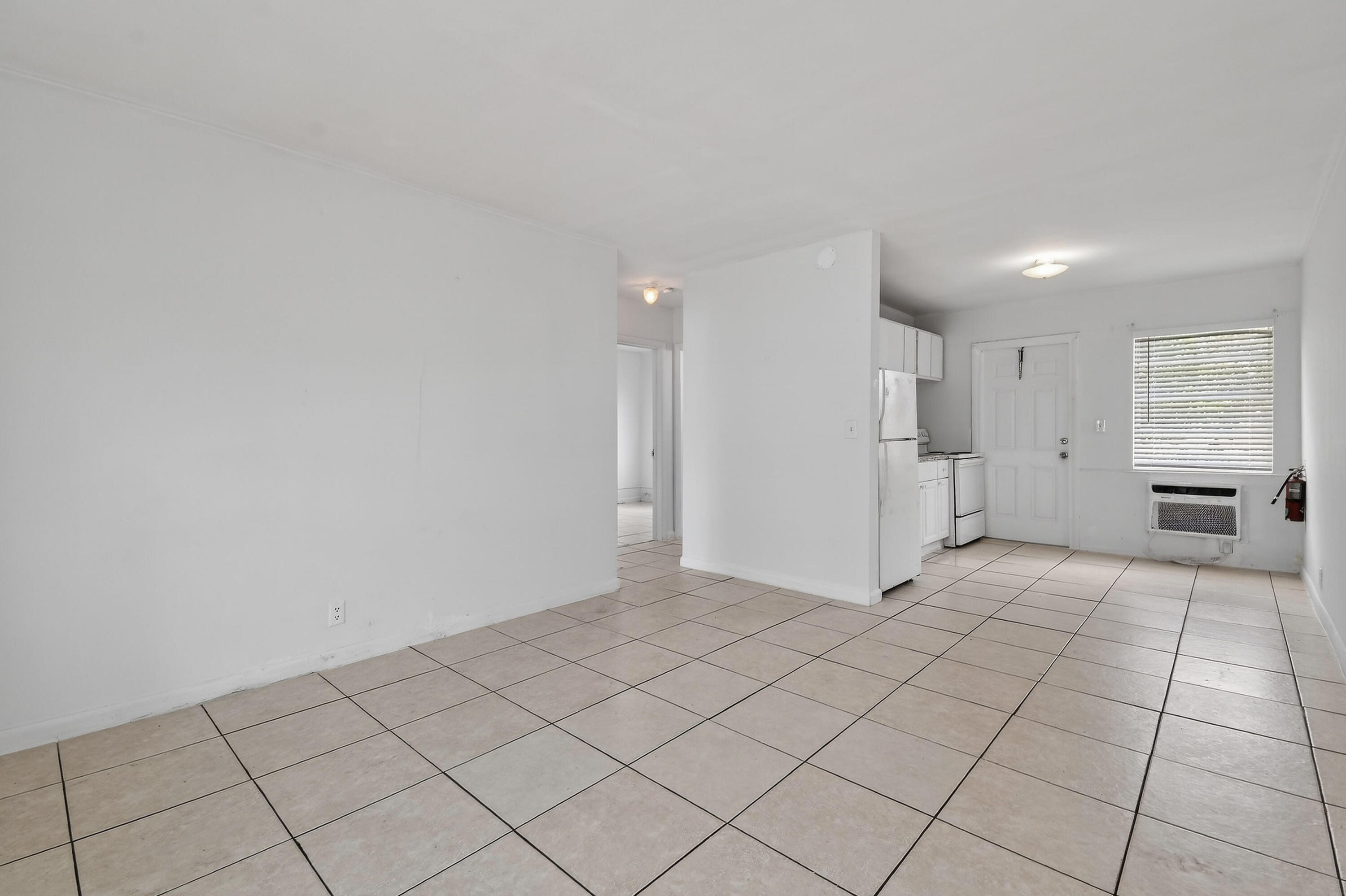 1172 W 34th Street 1