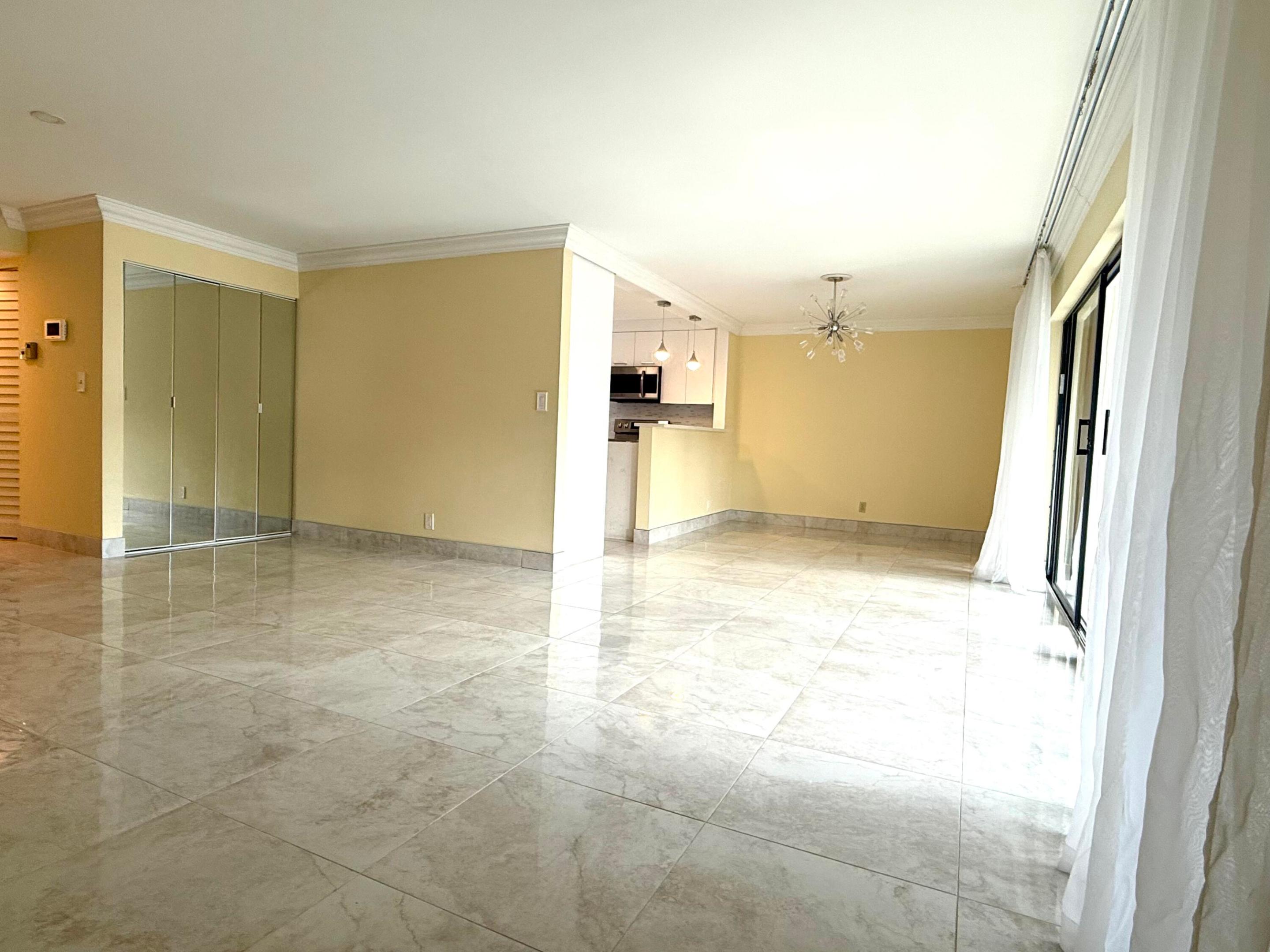 WOODHAVEN CONDO - Residential Lease