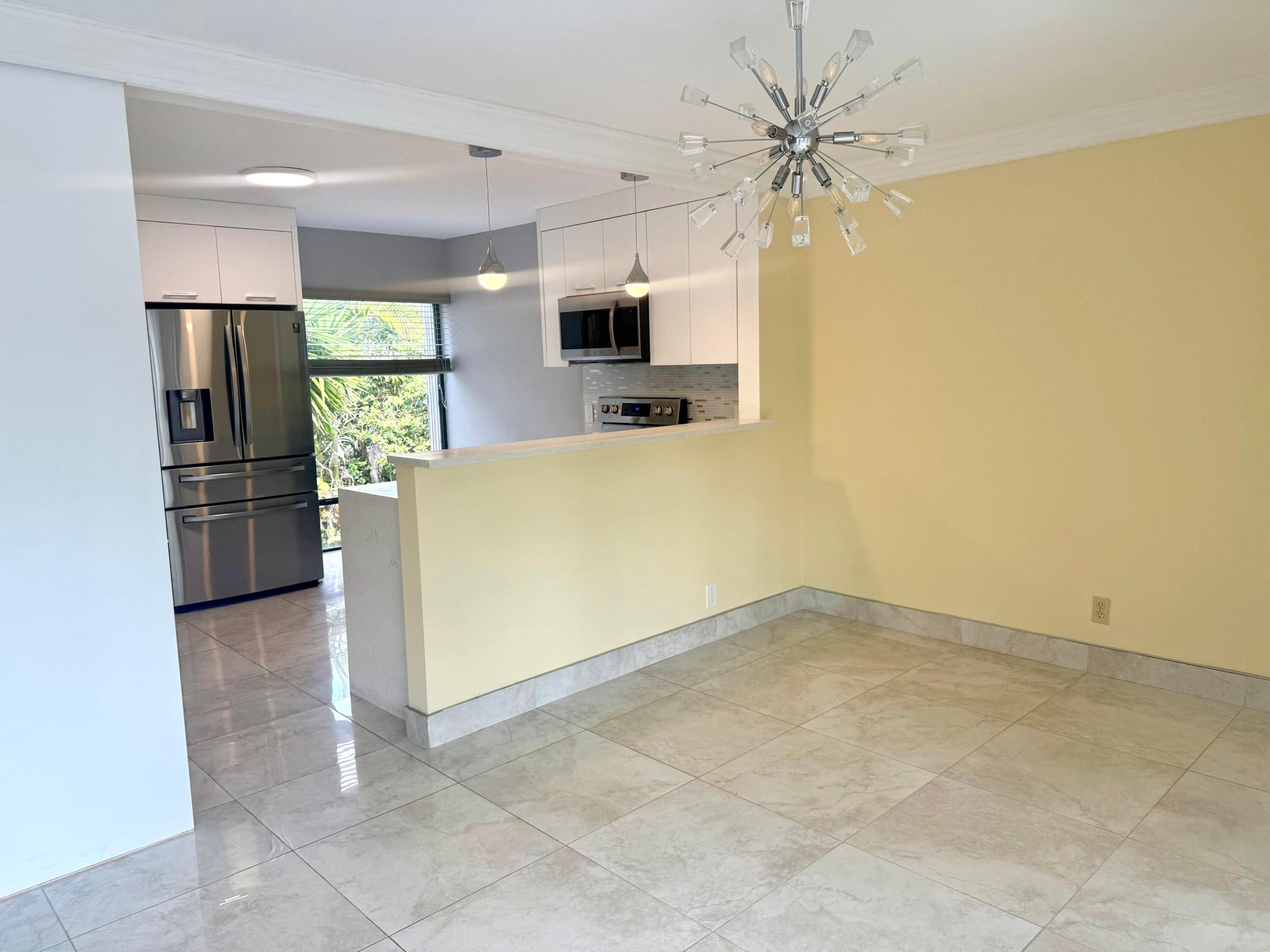 WOODHAVEN CONDO - Residential Lease