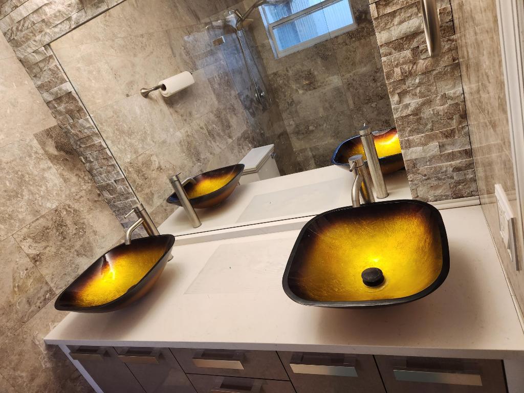 WOODHAVEN CONDO - Residential Lease