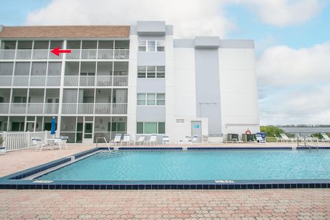 A home in Lake Worth Beach