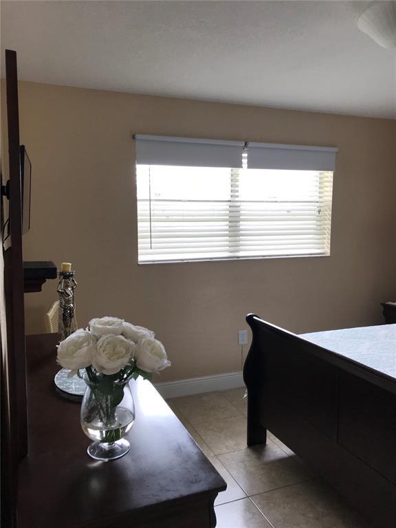 SUNRISE LAKES  65 - Residential