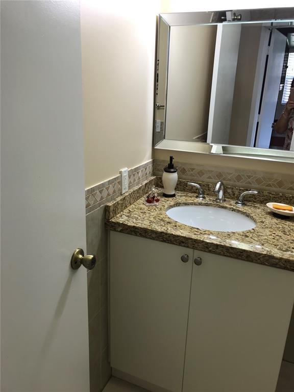 SUNRISE LAKES  65 - Residential