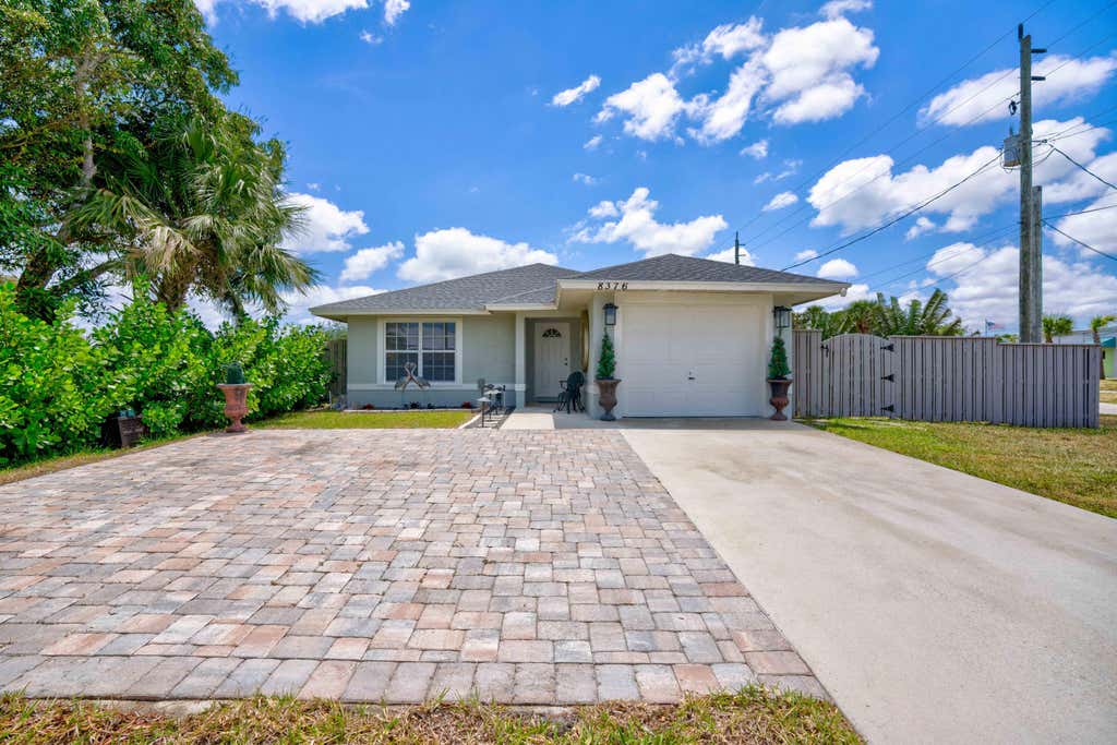 Photo of 8376 SE Alamanda Way, Hobe Sound, FL 33455 (MLS # R10979718)