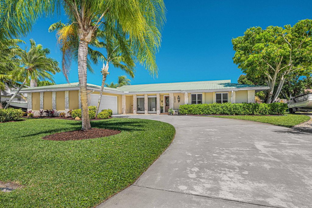 Photo of 2077 SE Harding Street, Port Saint Lucie, FL 34952 (MLS # R11072584)