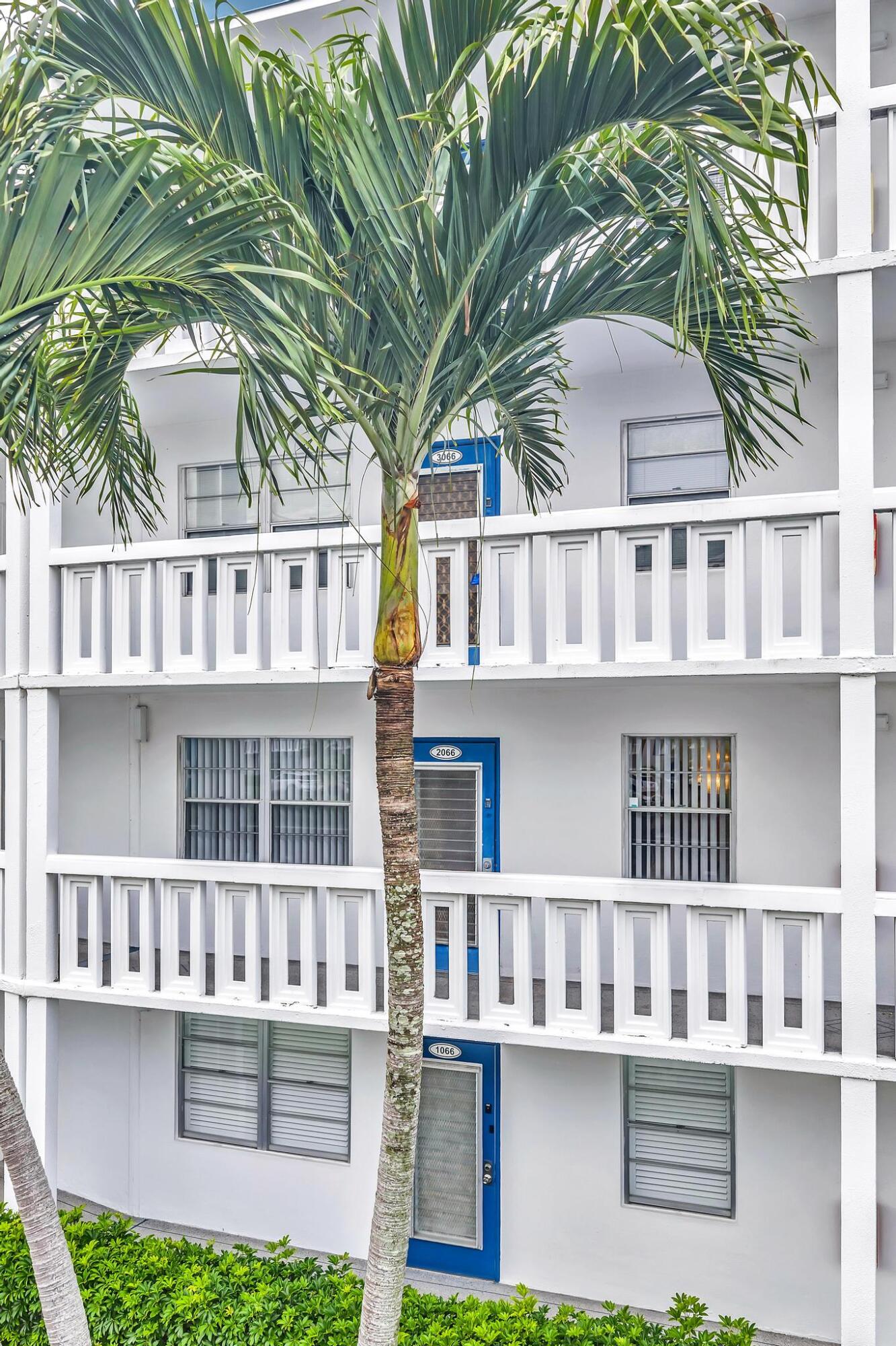 EXETER AT CENTURY VILLAGE CONDO - Residential