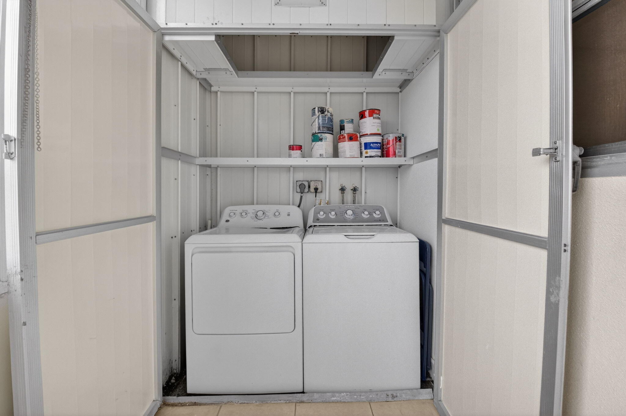 KINGS POINT FLANDERS CONDOS - Residential