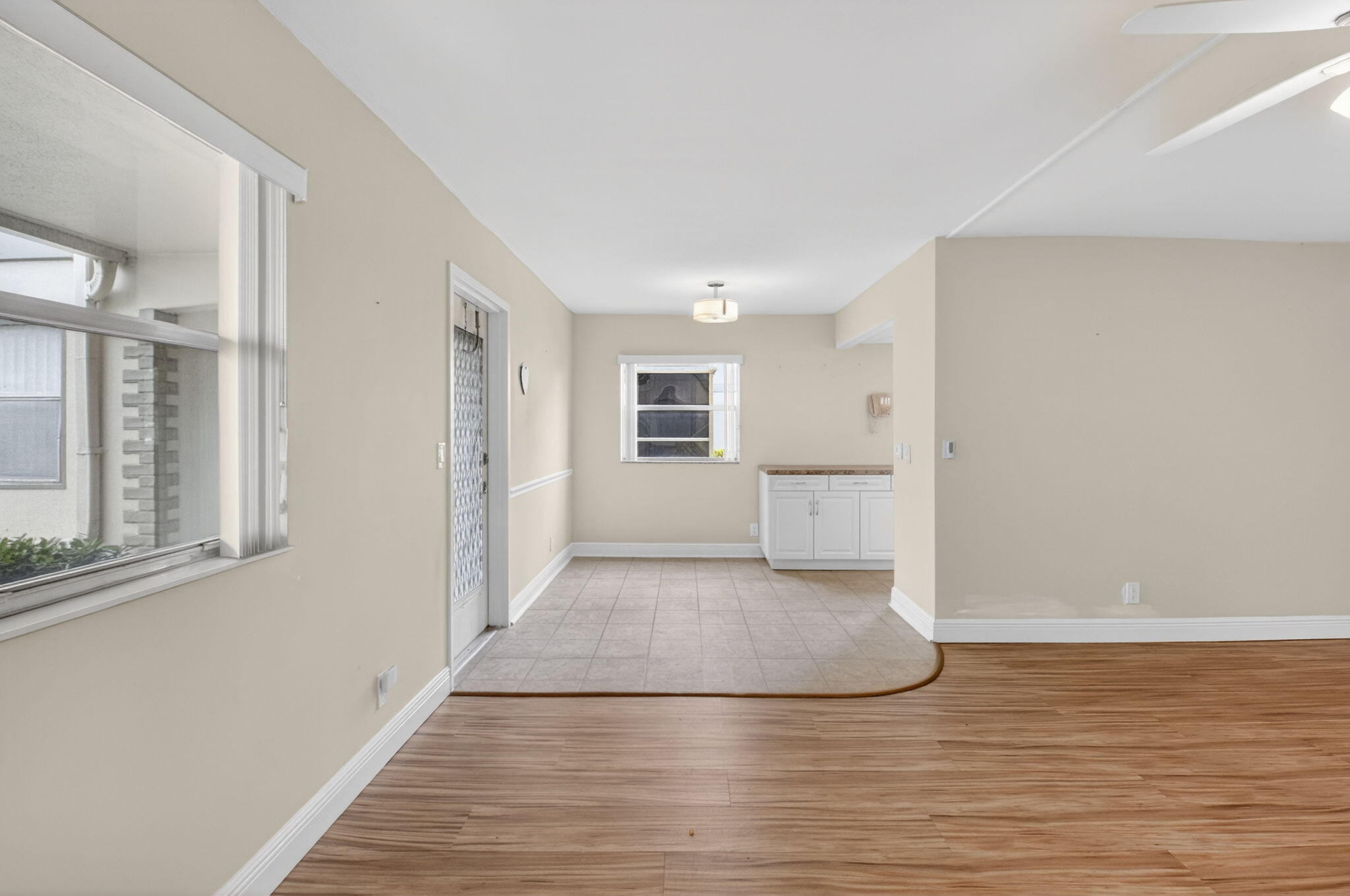 KINGS POINT FLANDERS CONDOS - Residential