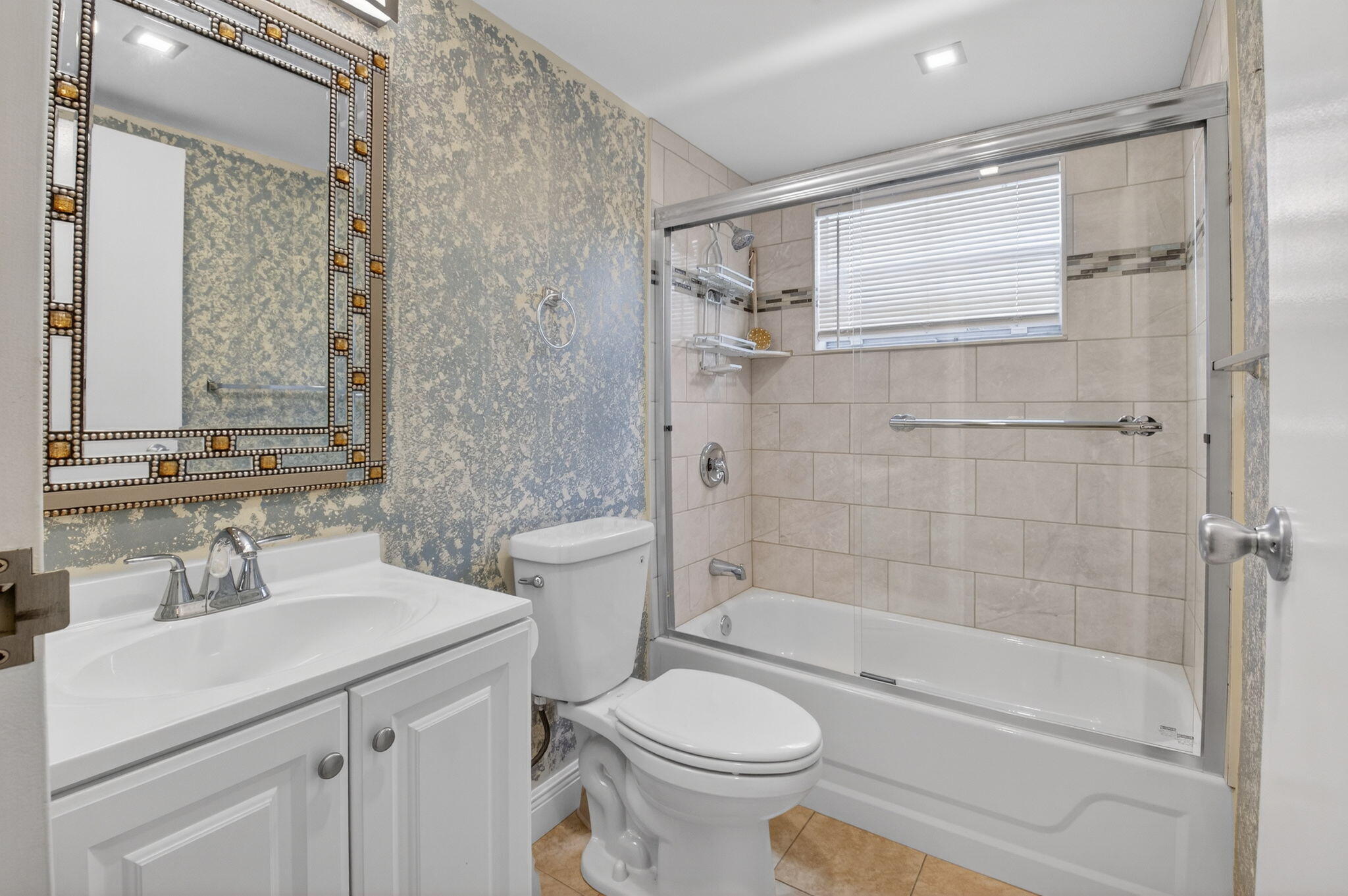 KINGS POINT FLANDERS CONDOS - Residential