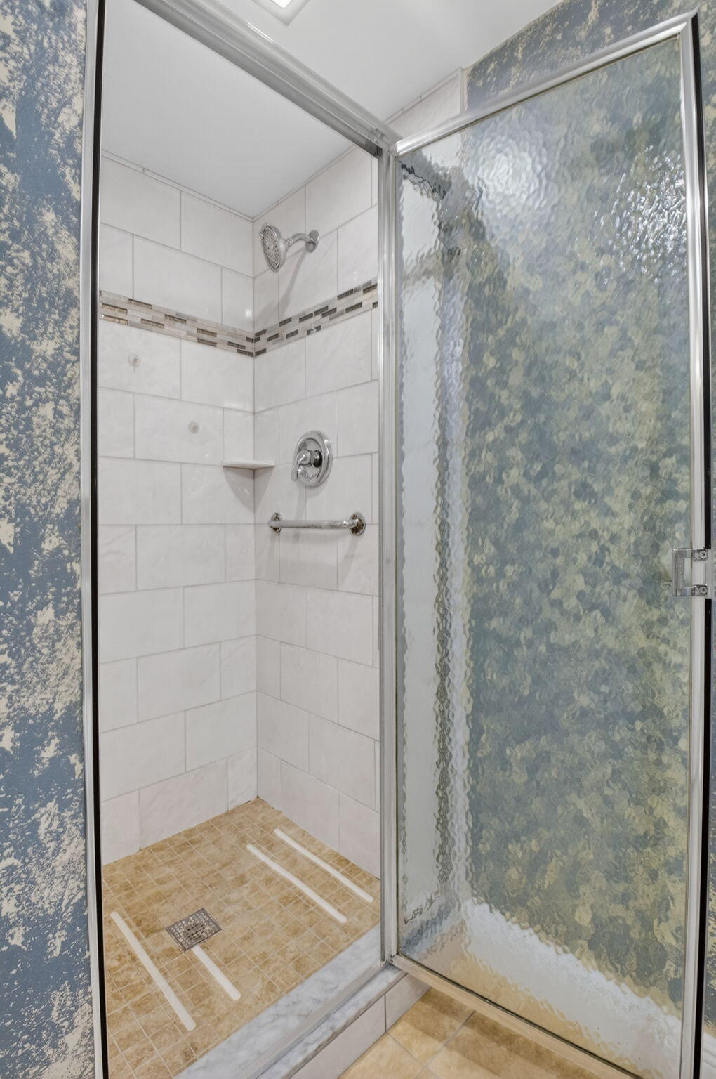 KINGS POINT FLANDERS CONDOS - Residential