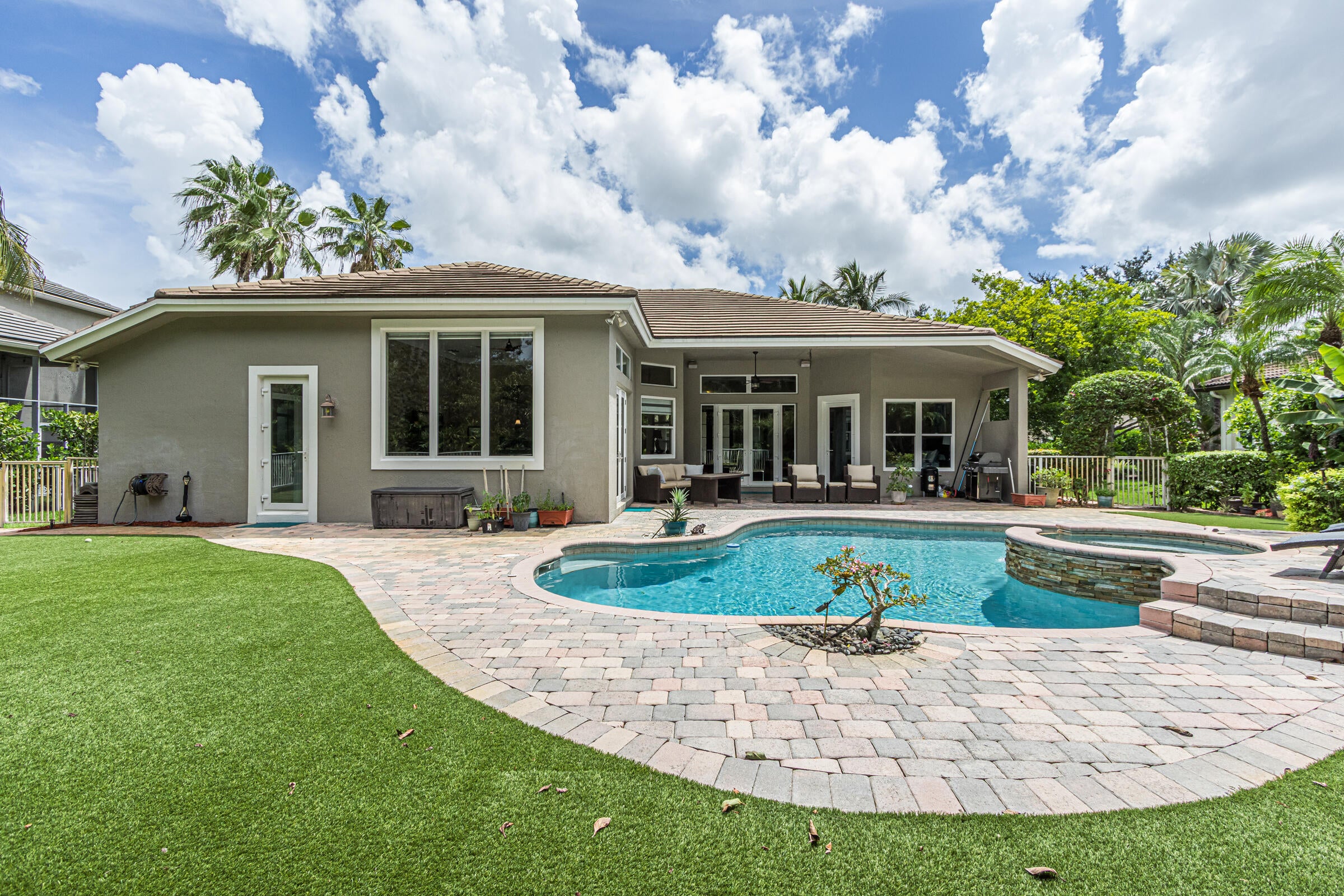 6493 NW 105th Terrace