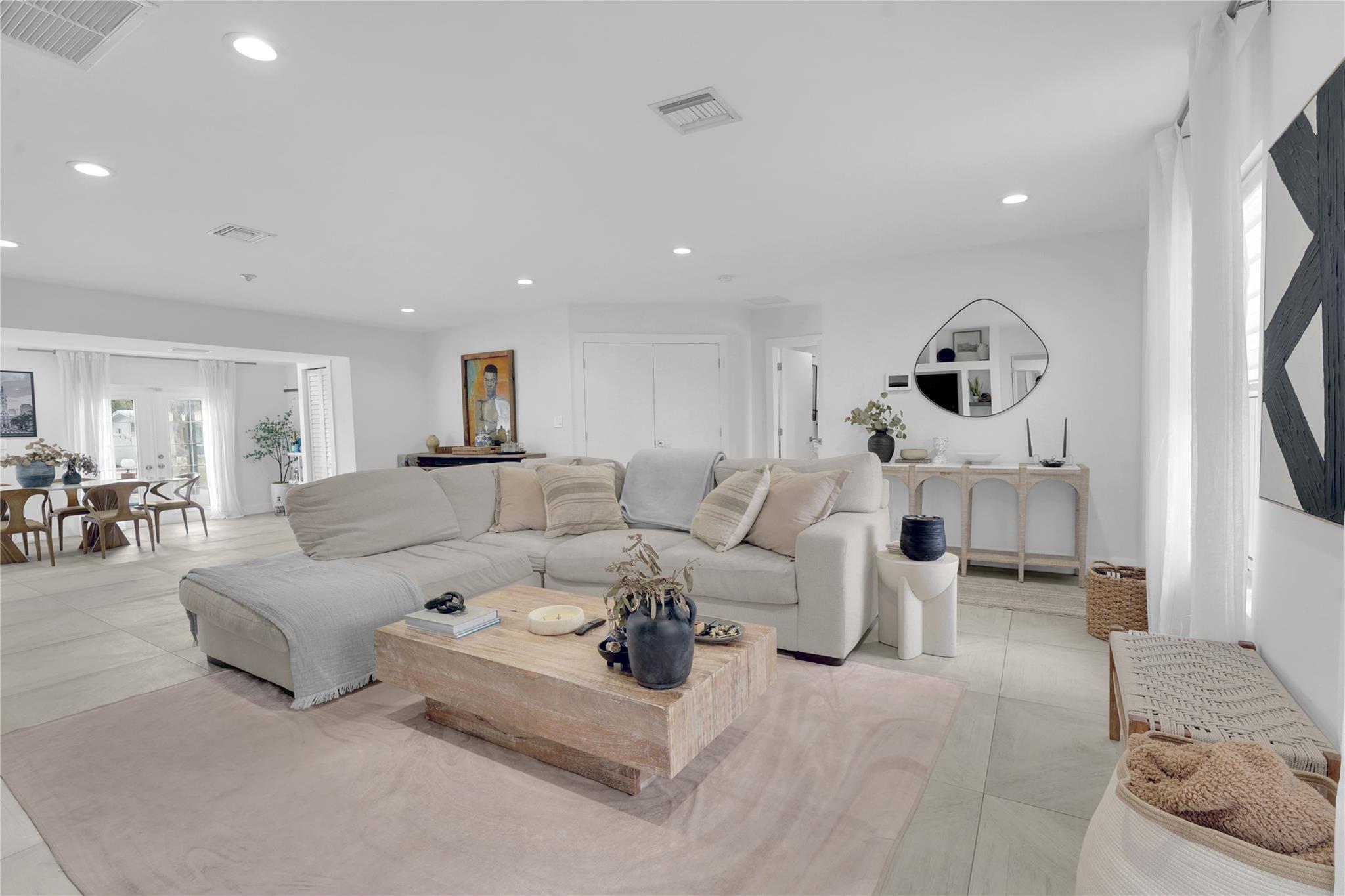 2442 Key Largo Ln