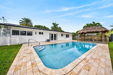 Tiny photo for 1970 NE 32nd Street, Lighthouse Point, FL 33064 (MLS # B26081427)