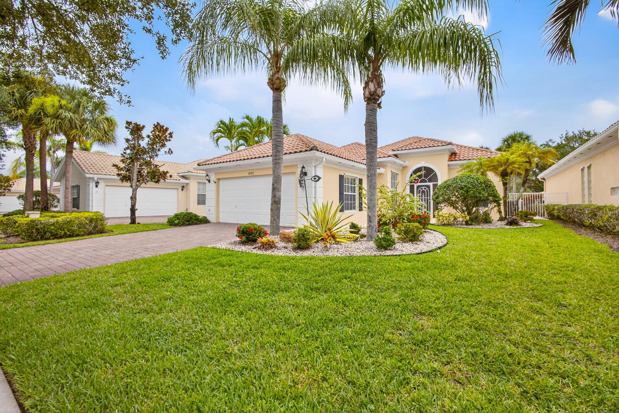 CARLETON OAKS - Residential