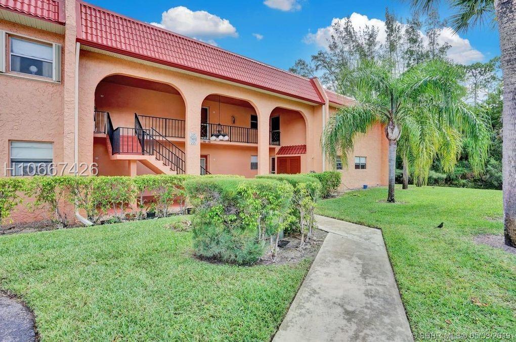 Desirable 55 plus community condo unit with a view of the lake on the 2nd Floor. The unit features 2 beds and 2 baths, walk-in closet, custom mirror and pantry with neutral colors all throughout kitchen. Screened patio.Community amenities include pool and clubhouse. Located near schools, shopping, dining and main roads.