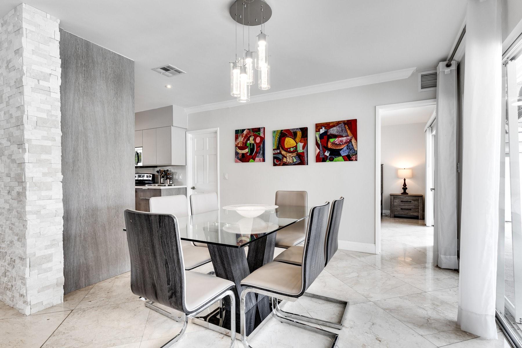 LAUDER GATE ISLES - Residential