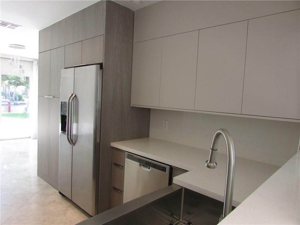 LAUDER GATE ISLES - Residential