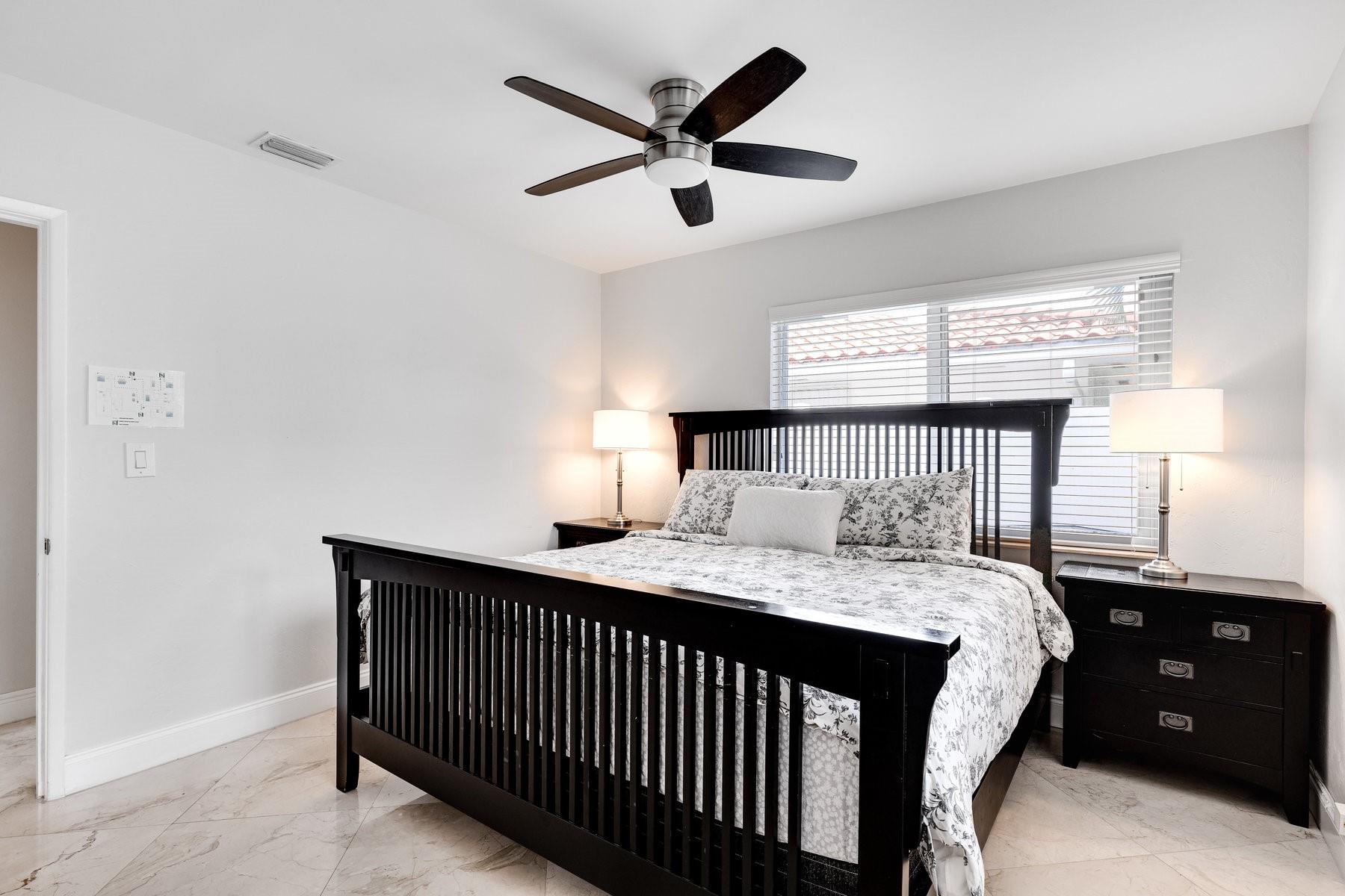 LAUDER GATE ISLES - Residential