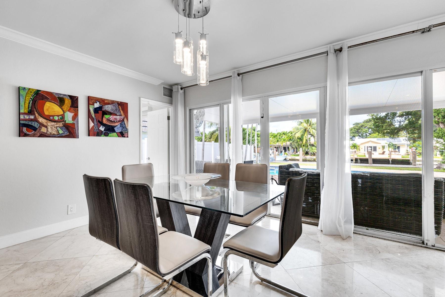 LAUDER GATE ISLES - Residential