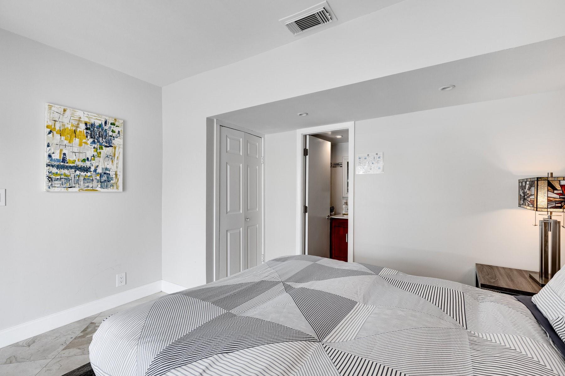 LAUDER GATE ISLES - Residential