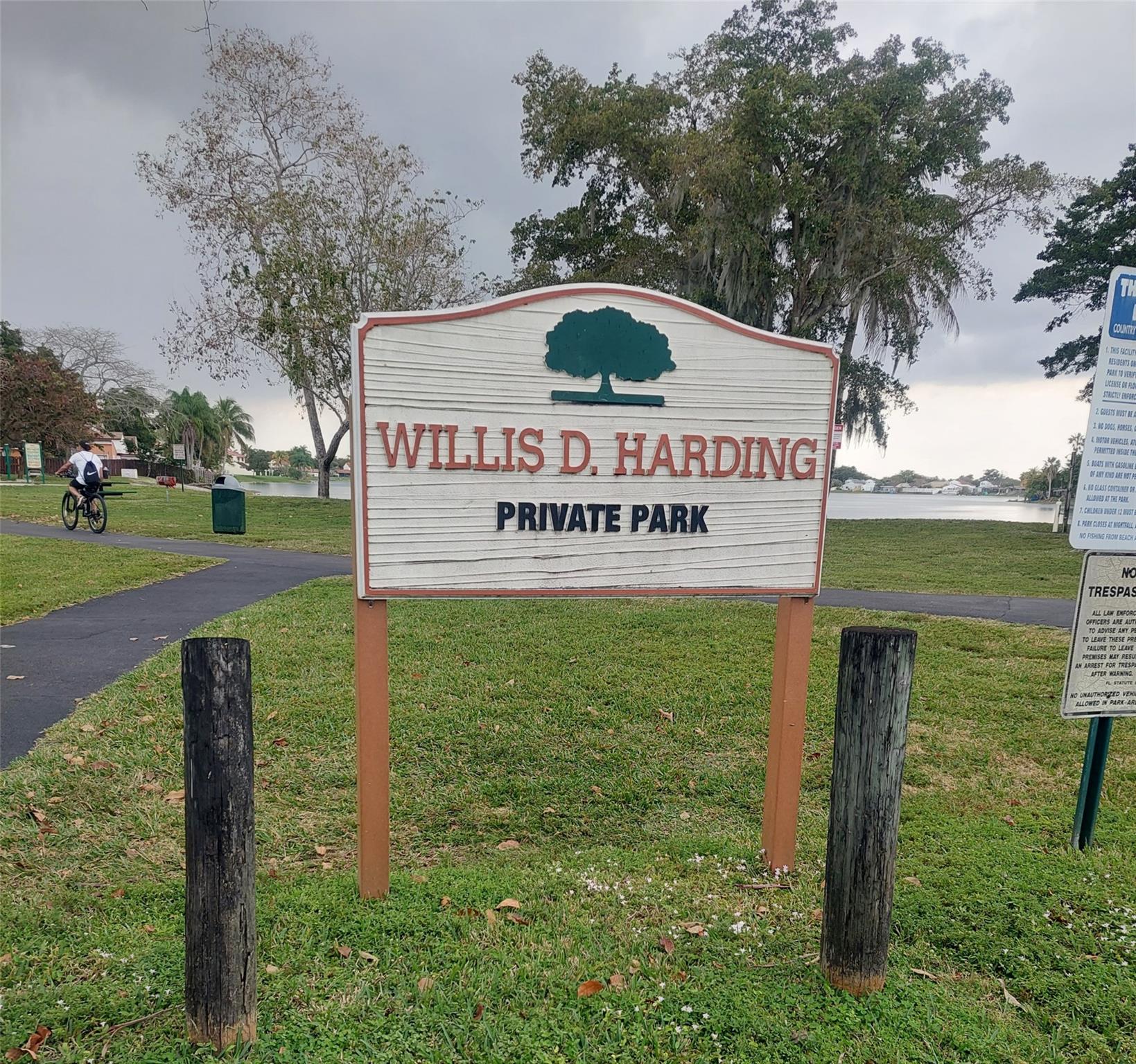 Country Lake Manors Sec 0 - Residential Lease