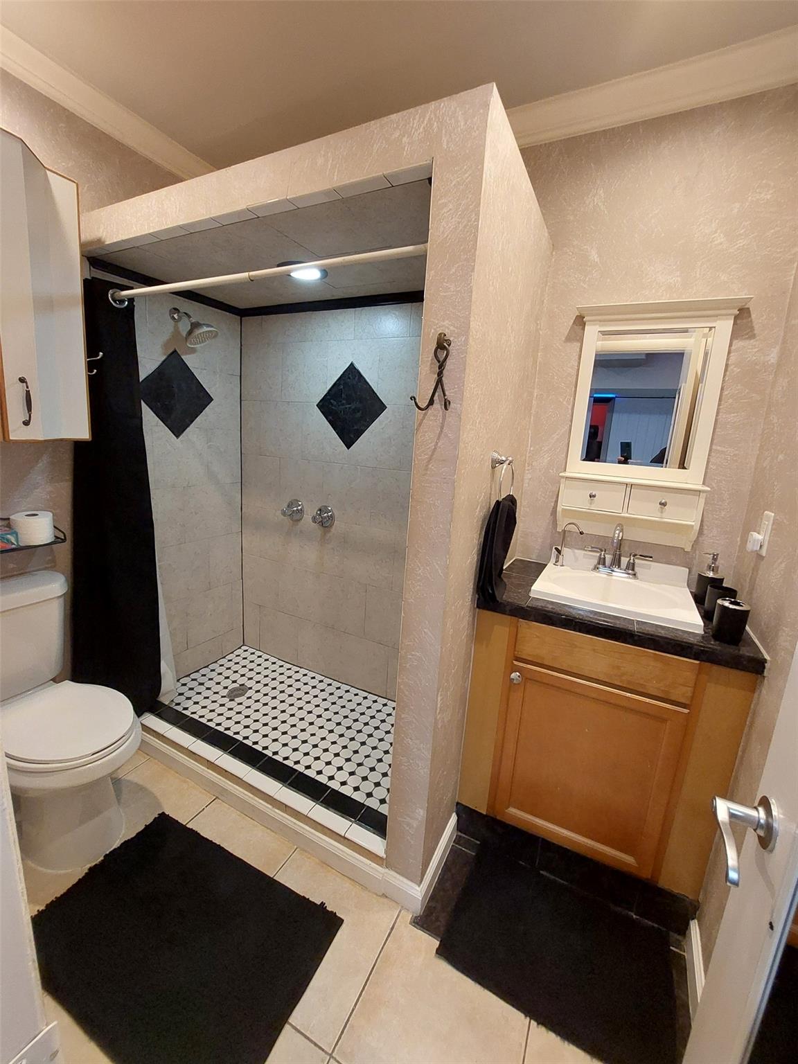 Country Lake Manors Sec 0 - Residential Lease