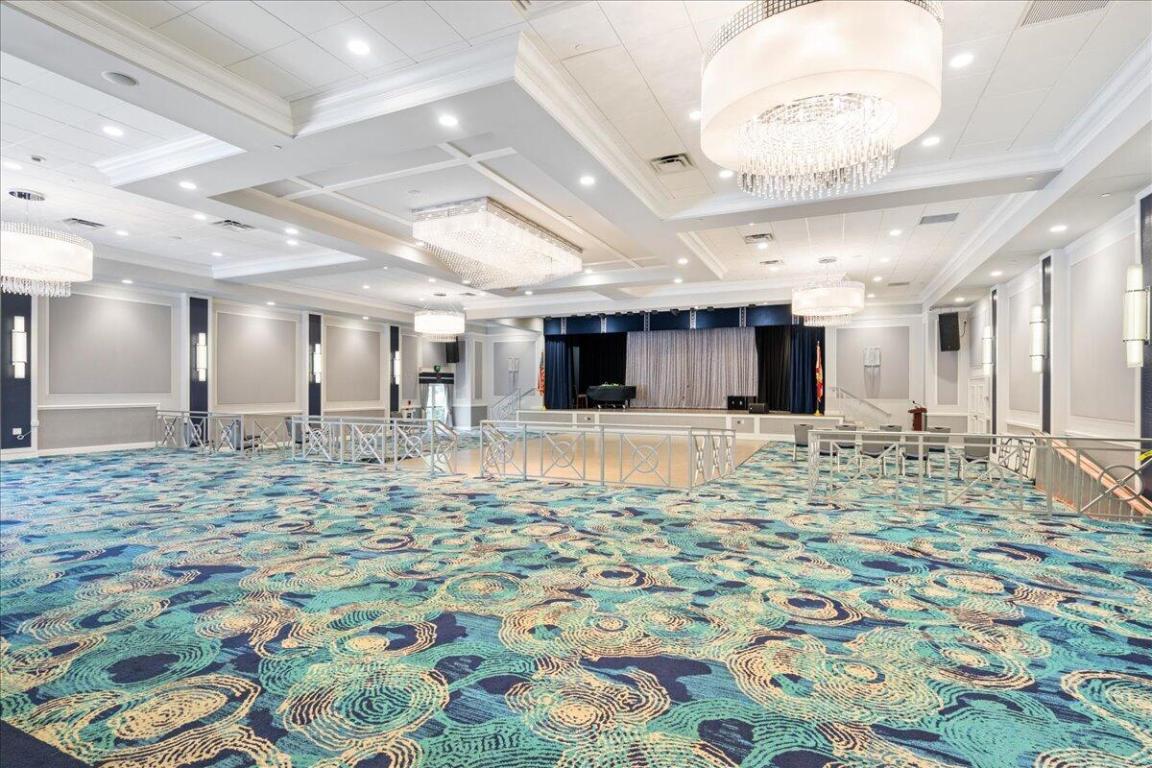 ALEXANDRA VILLAGE CONDO - Residential