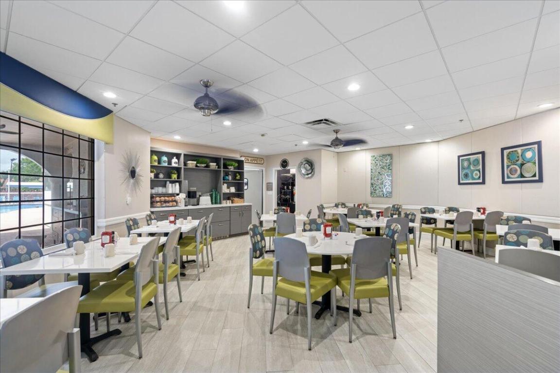 ALEXANDRA VILLAGE CONDO - Residential