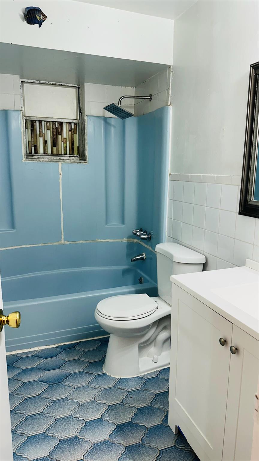 SUB 19-44-43 - Residential Lease