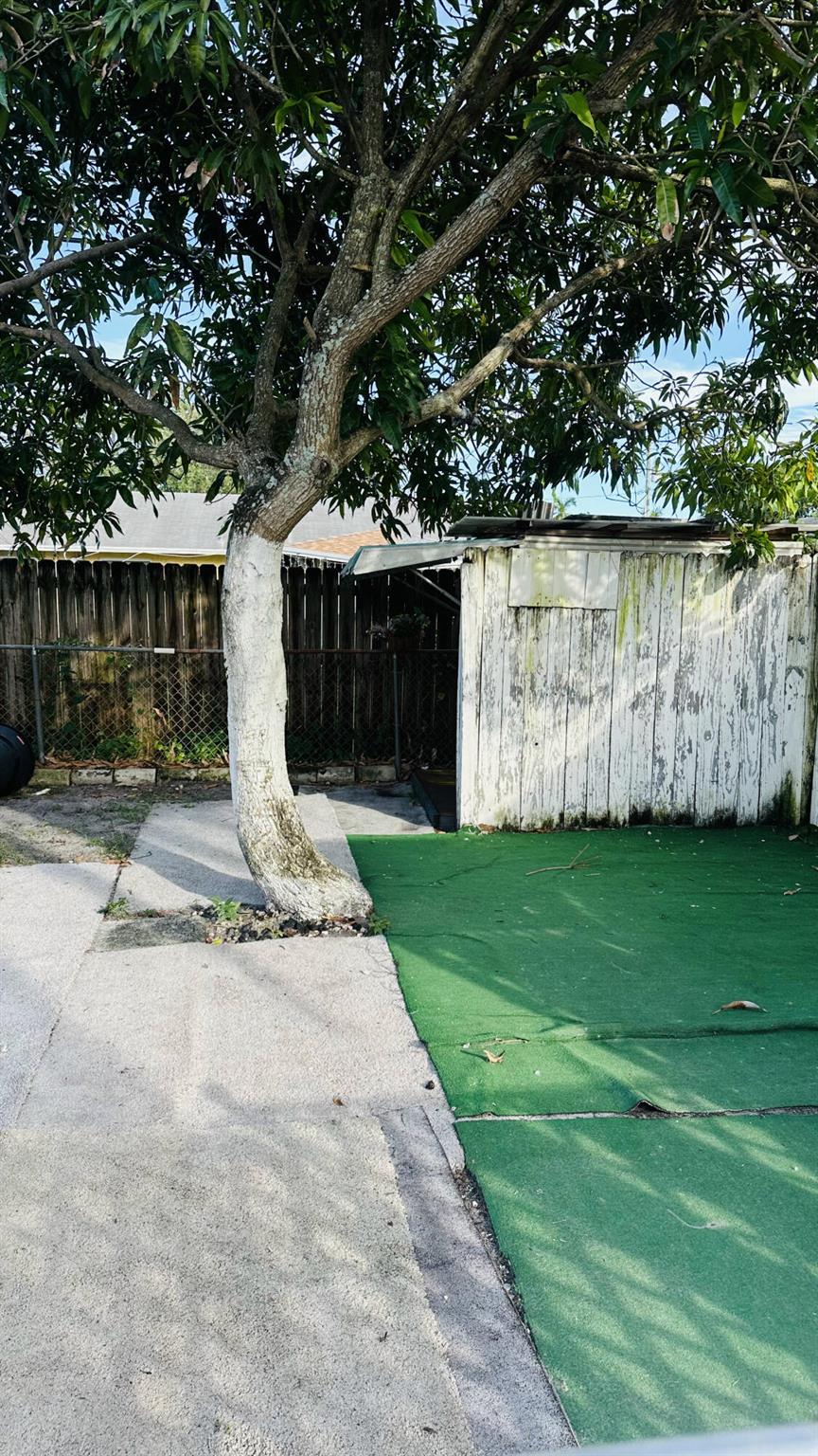 SUB 19-44-43 - Residential Lease