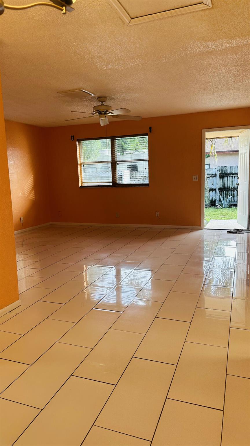 SUB 19-44-43 - Residential Lease