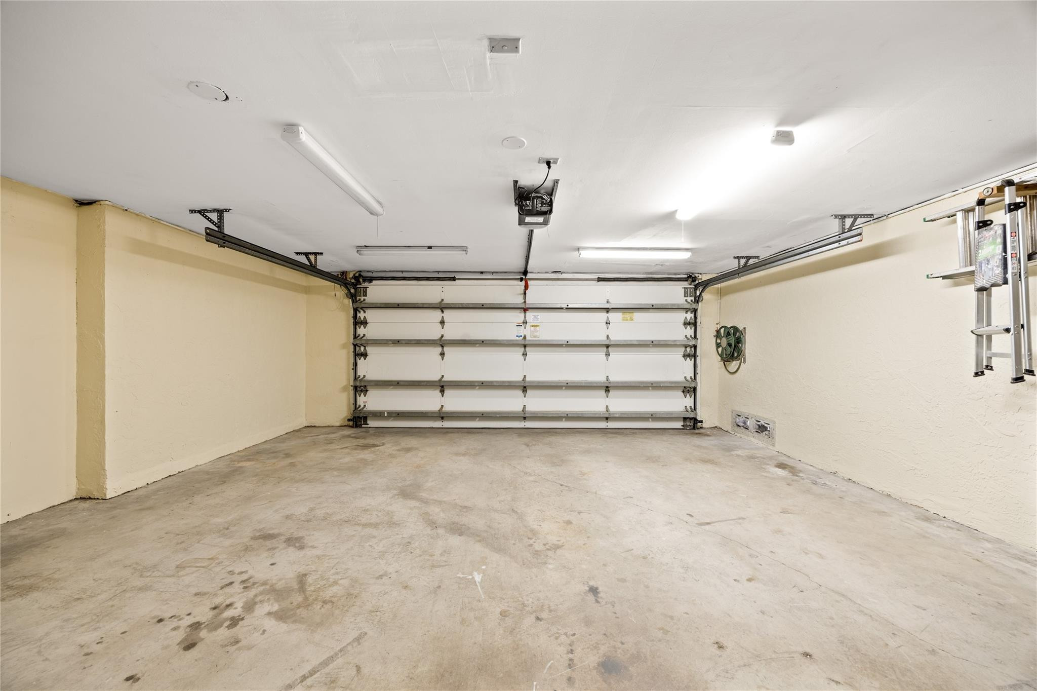 Pradera Via Verde Ph 01 R - Residential Lease