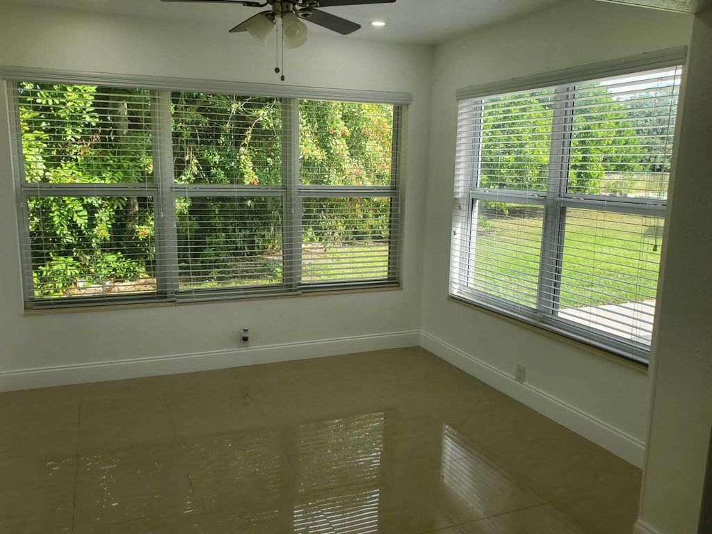 Photo of 516 NW 8th Court, Boynton Beach, FL 33426 (MLS # R11103808)
