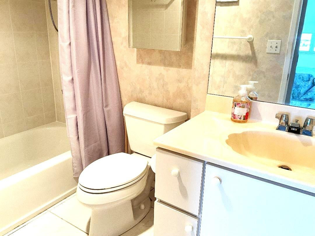 ISLAND CLUB TWO CONDO - Residential