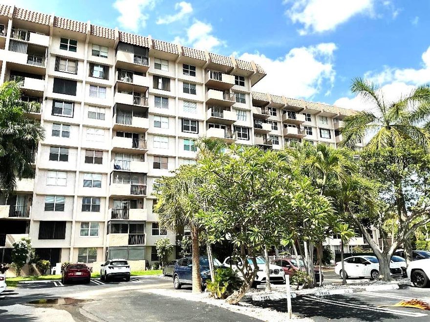*** LOCATION, LOCATION!!! APROXIMETLY ONE AND A HALF MILE FROM THE OCEAN AND BEAUTIFUL BEACHES. CONDO IS LOCATED IN 24 HR MAN GATED COMMUNITY. KEY ACCESS TO THE BUILDING. IN ADDITION, COMMUNITY PROVIDES RESORT STYLE AMENITIES: TWO HEATED SWIMMING POOLS, BBQ, CLUBHOUSE, BILLIARD ROOM, GYM AND MORE. CABLE, WATER, TRUSH, PARKING AND PEST CONTROL INCLUDED. CLOSE DISTANCE TO THE SHOPPING AND ENTERTAINMENT CENTERS. APARTMENT IS IN VERY GOOD CONDITION, COMES FURNISHED, READY TO MOVE IN. VERY NICE PLACE TO CALL HOME!
