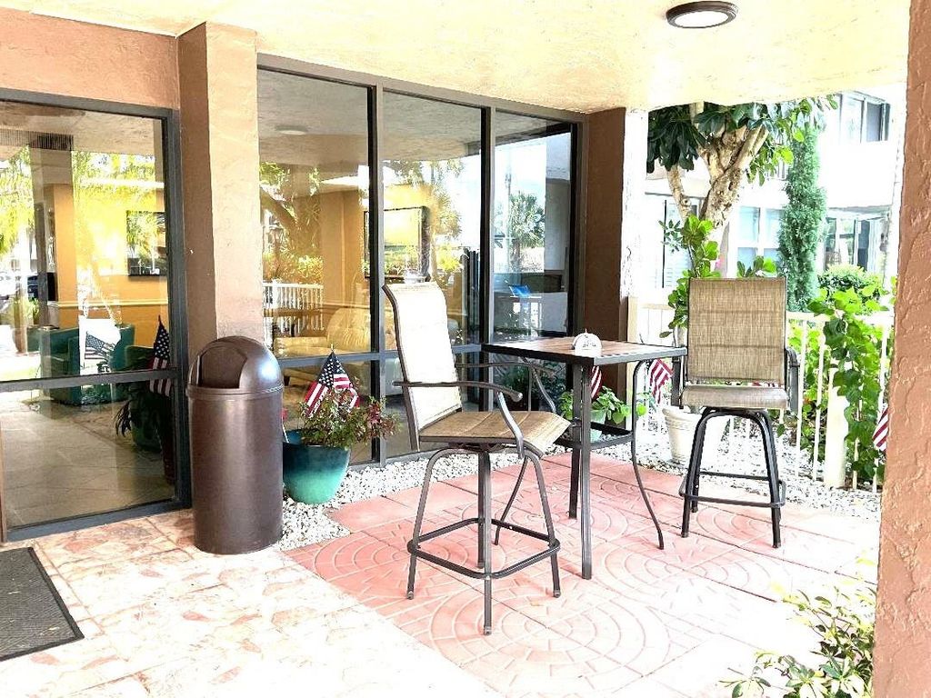 Photo of 777 S Federal Highway #RP604, Pompano Beach, FL 33062 (MLS # F10475168)