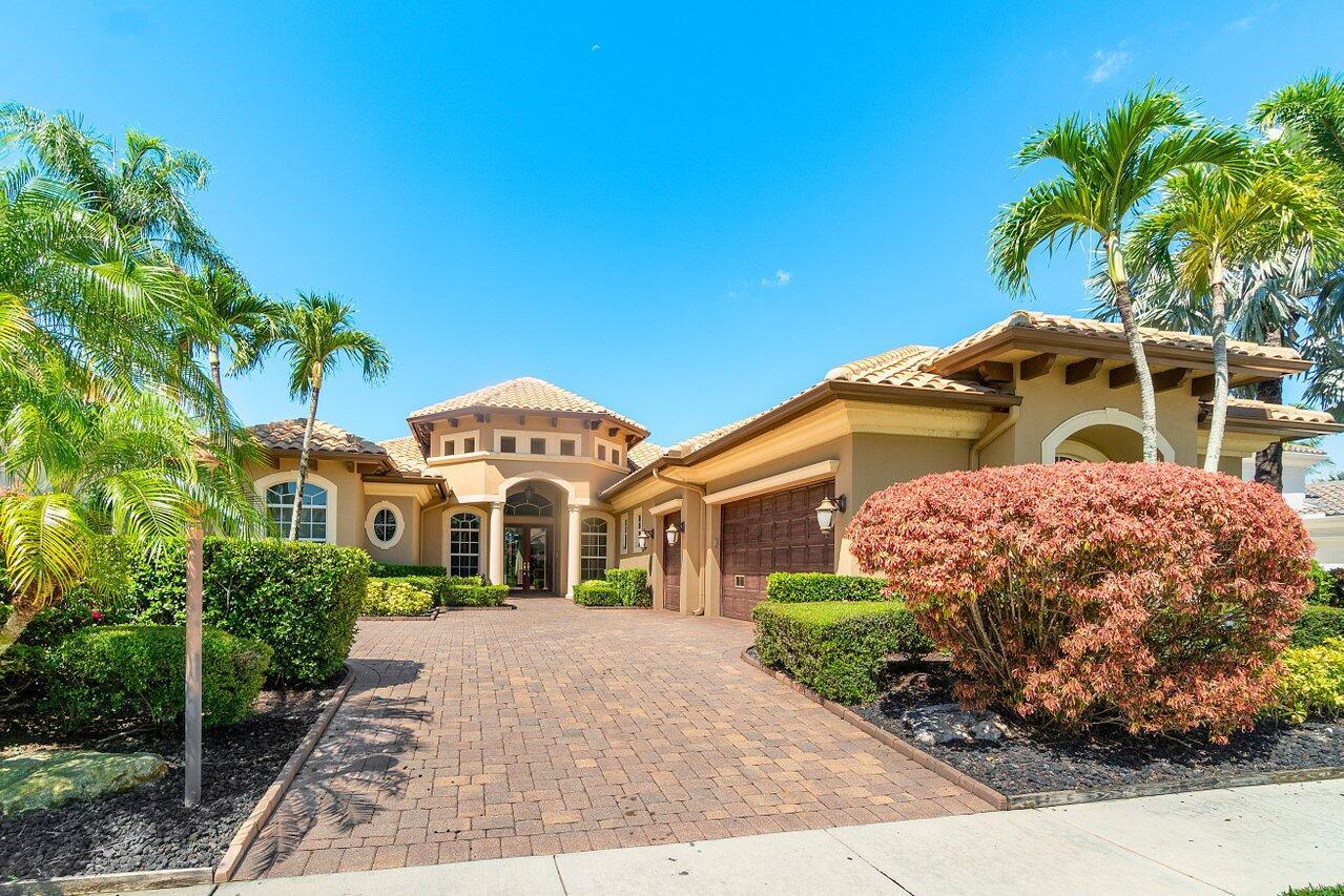 7953 Cranes Pointe Way