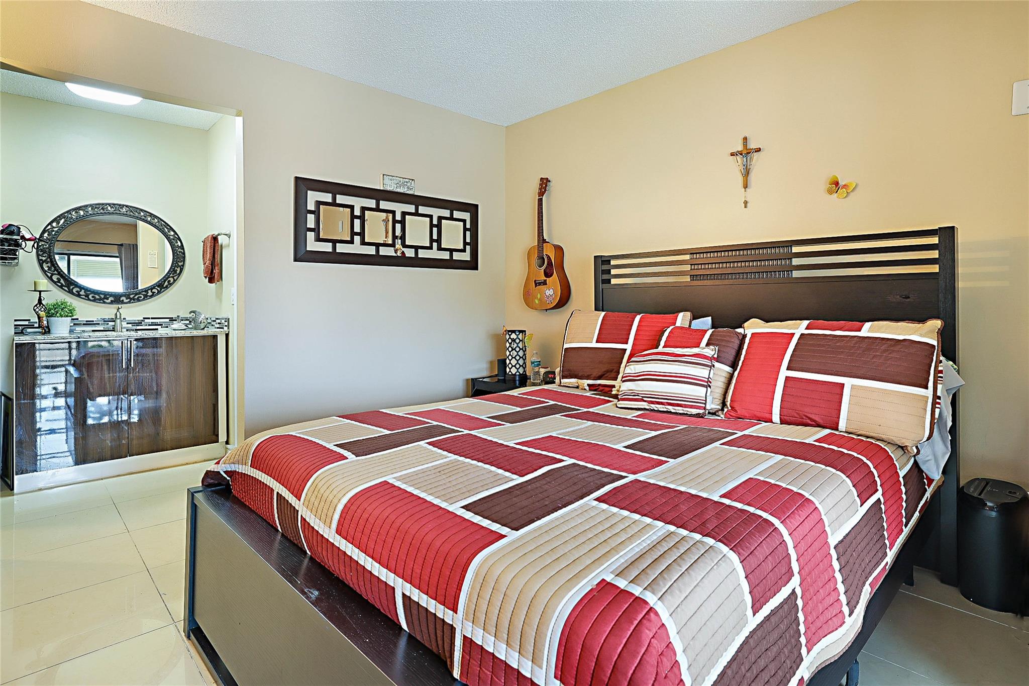 Forest Hills Condo - Residential