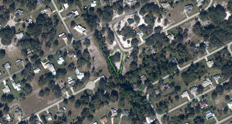 ?? Build Your Dream Home on This Prime Cleared Lot in Sebring!
A spacious 0.46-acre cleared lot located in the desirable Sun 'n Lake community of Sebring, Florida. This undeveloped parcel offers the perfect canvas to bring your dream home. Nestled in a quiet, well-maintained neighborhood, this property is just minutes from top local attractions including the Sebring International Raceway, Sun 'n Lake Golf Club, and the charming Downtown Sebring Historical District. Enjoy access to community amenities such as parks, recreation facilities, and nature trails. living with the convenience of nearby shops, dining, and entertainment.