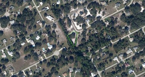 116 Robinhood Ter Sebring FL 33876