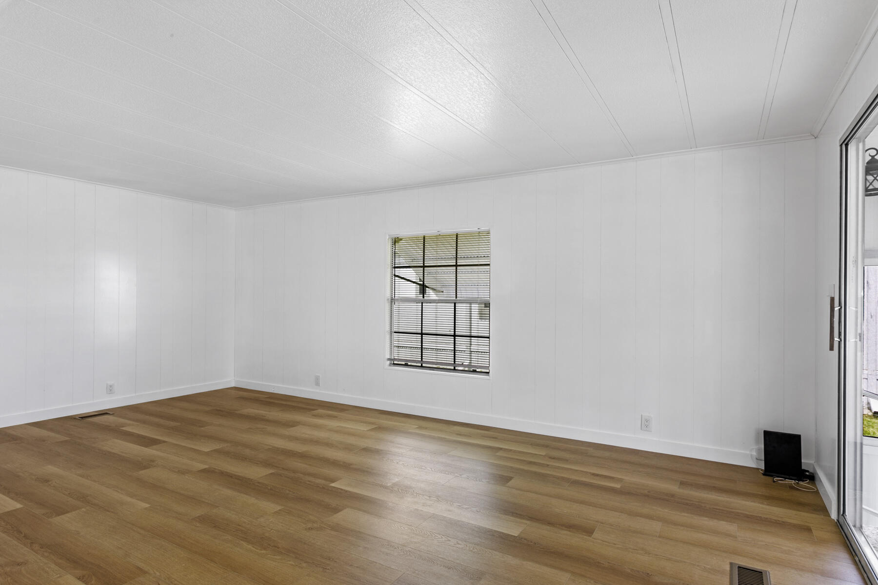JAMAICA BAY MOBILE HOME CO OP - Residential