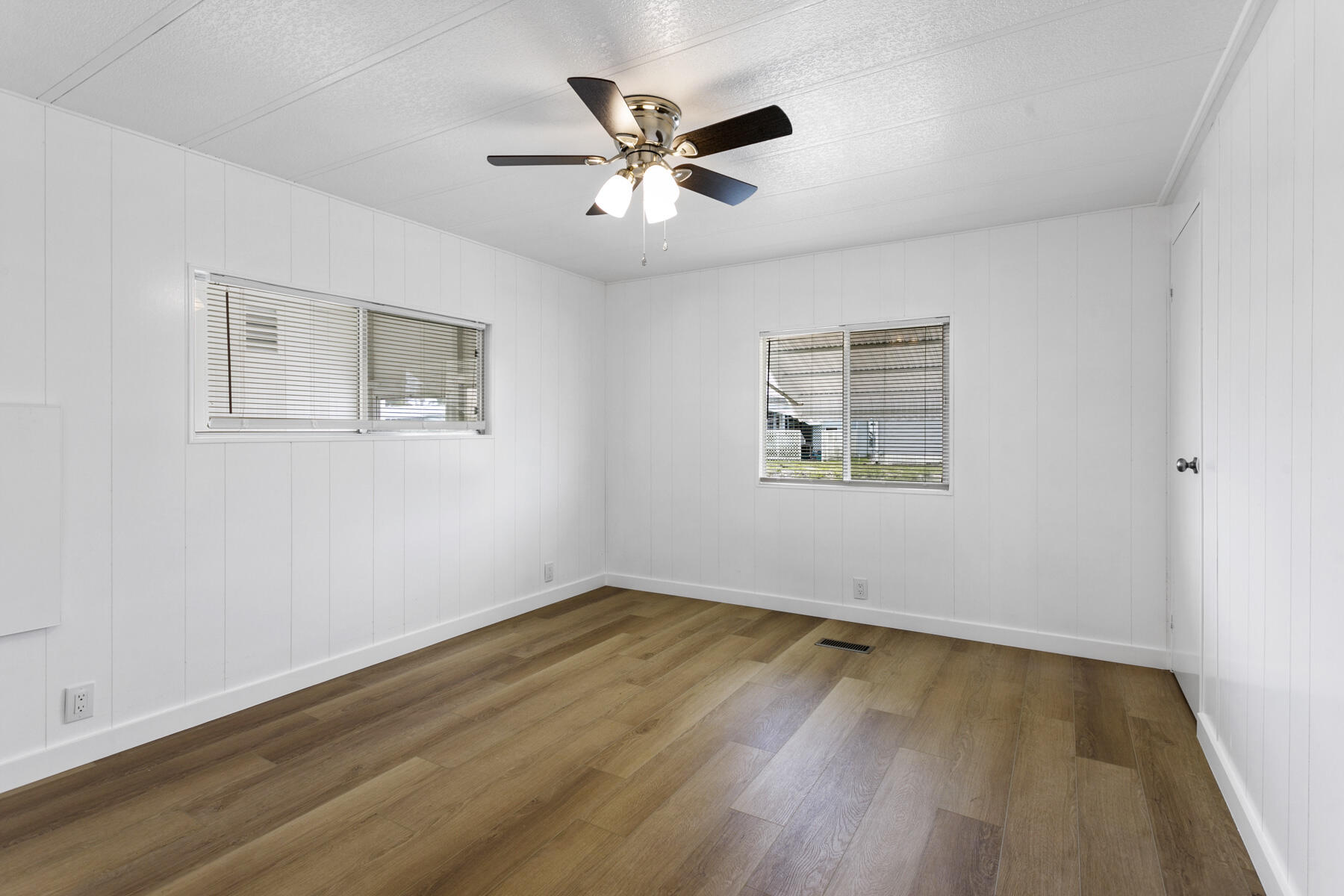 JAMAICA BAY MOBILE HOME CO OP - Residential