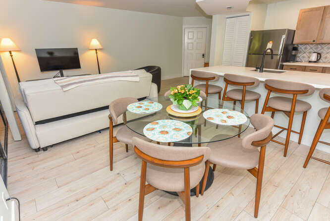 SEA RISE CONDO - Residential Lease