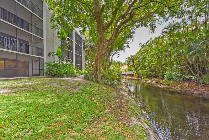 SEA RISE CONDO - Residential Lease