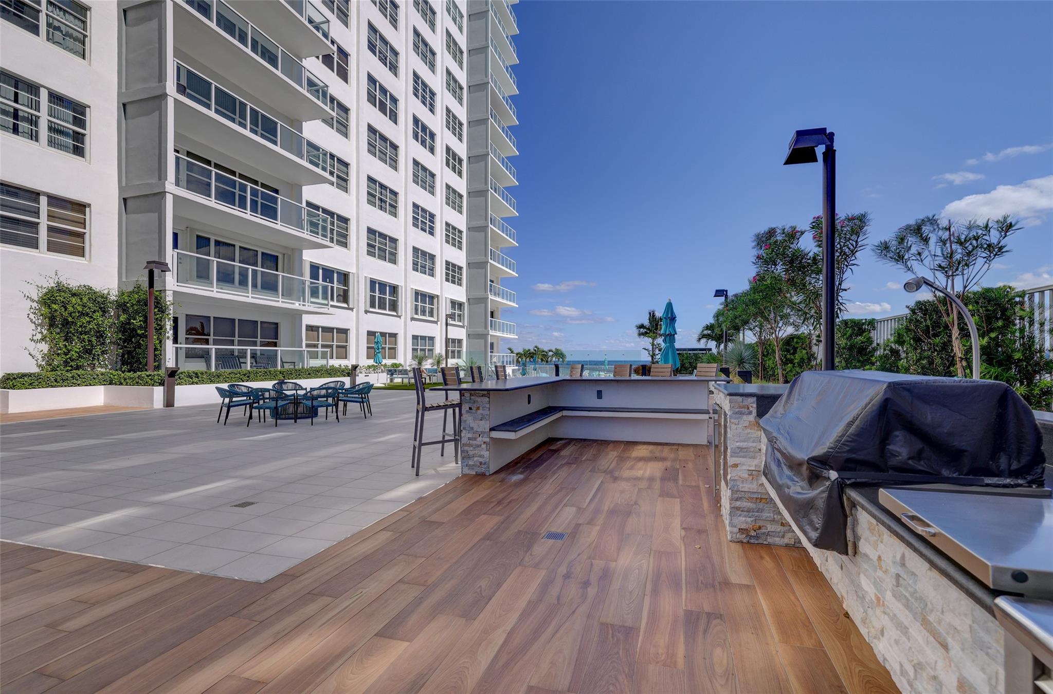 Regency Tower South - Residential