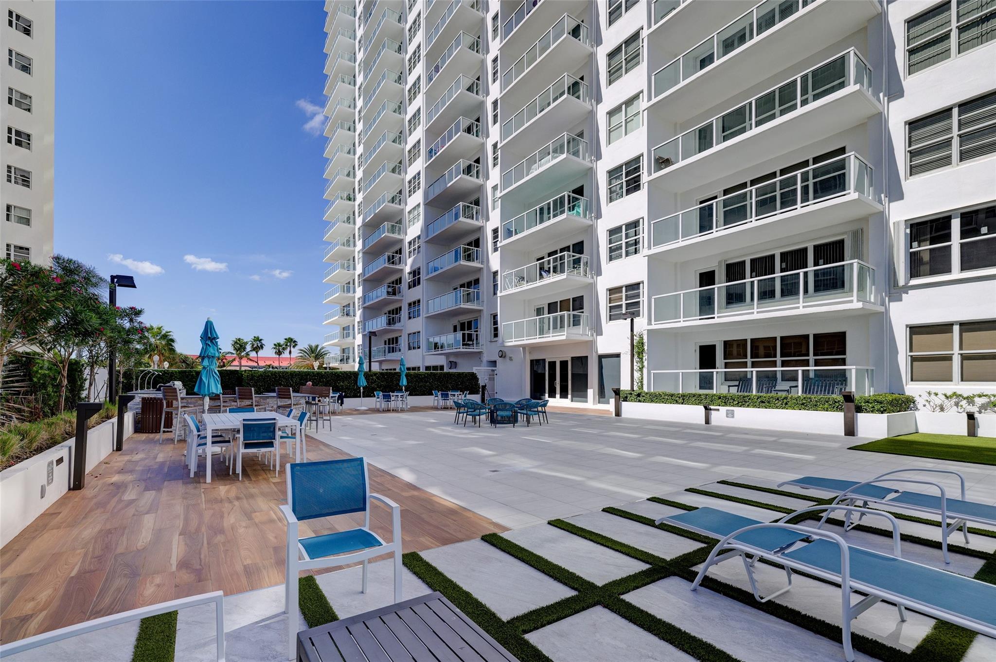 Regency Tower South - Residential