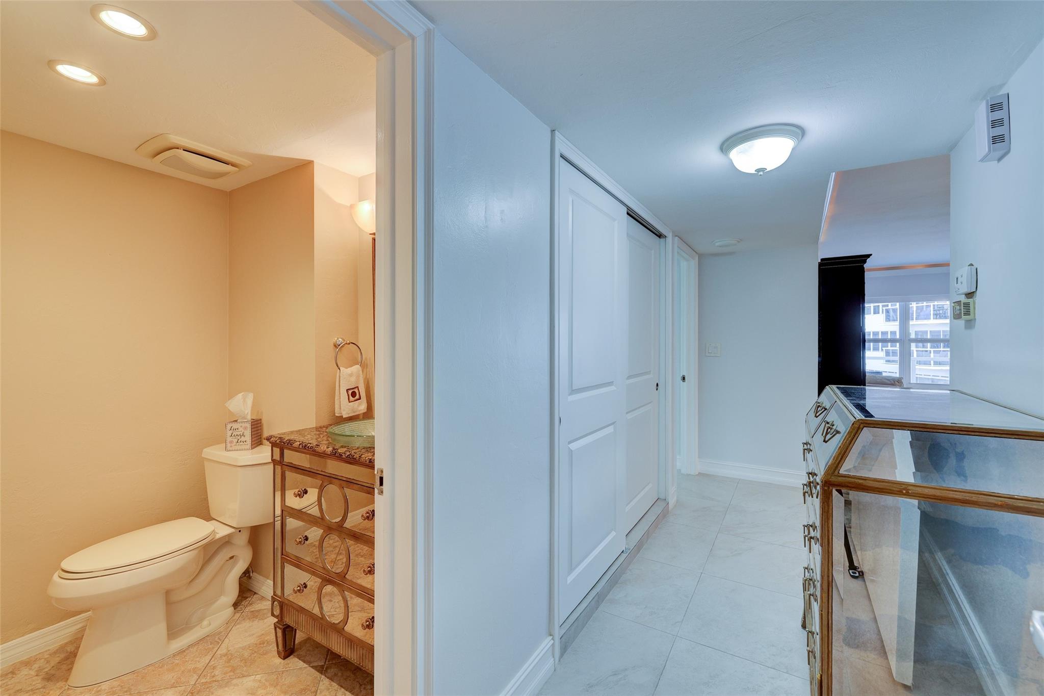 Regency Tower South - Residential