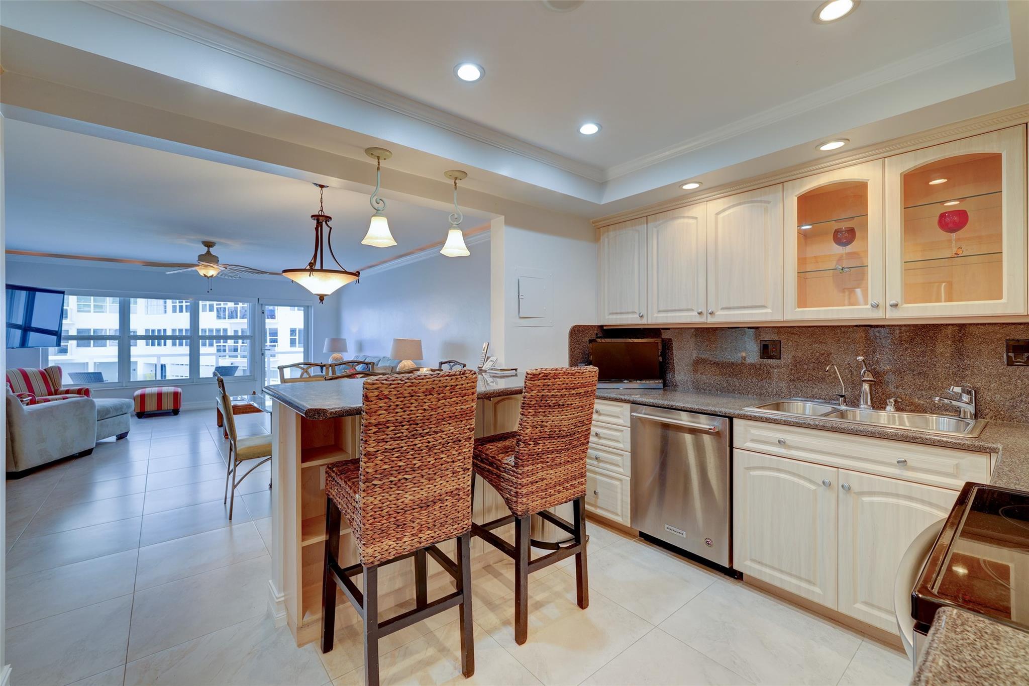 Regency Tower South - Residential